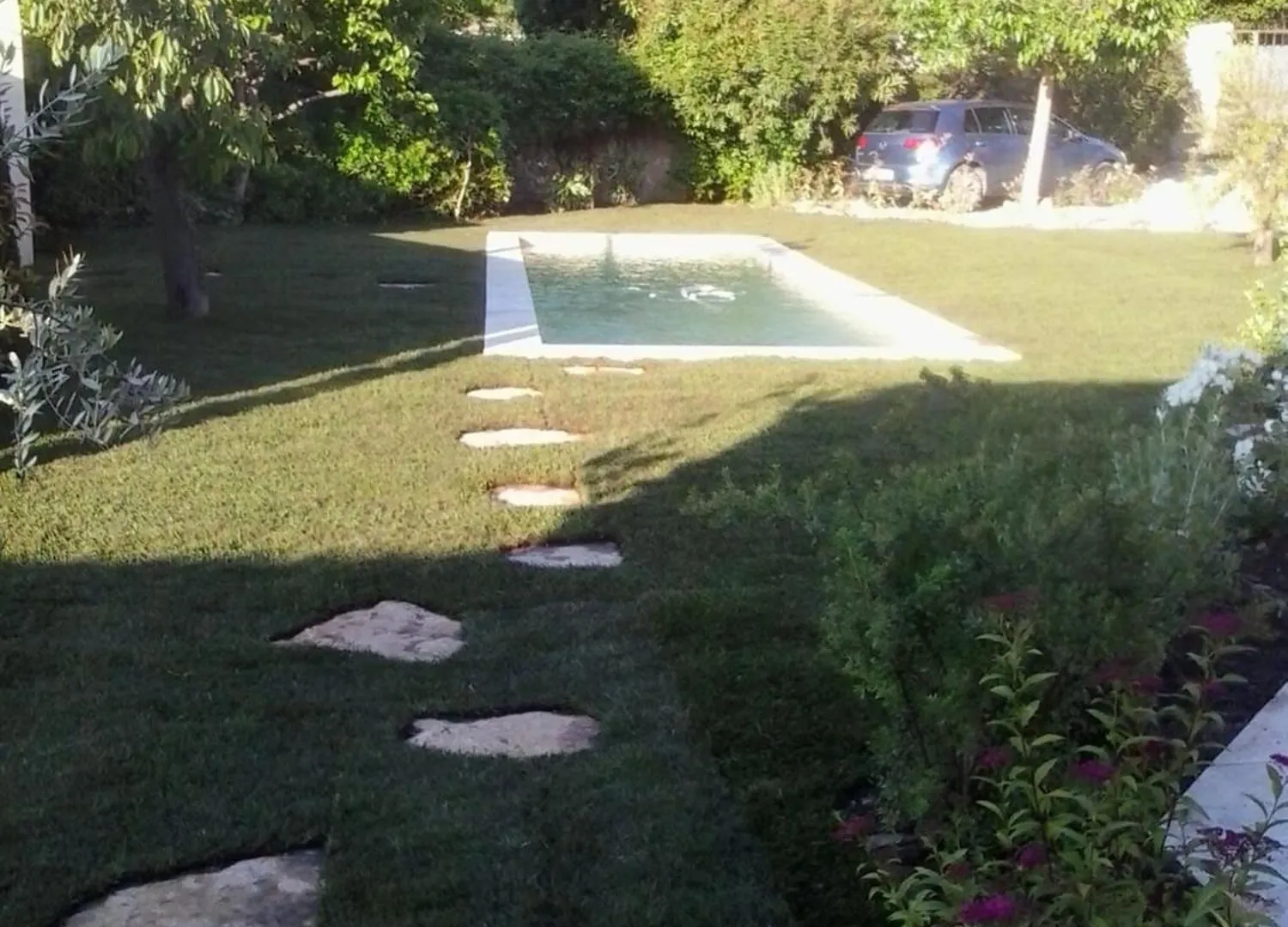Le Chat Sur Le Toit Lourmarin